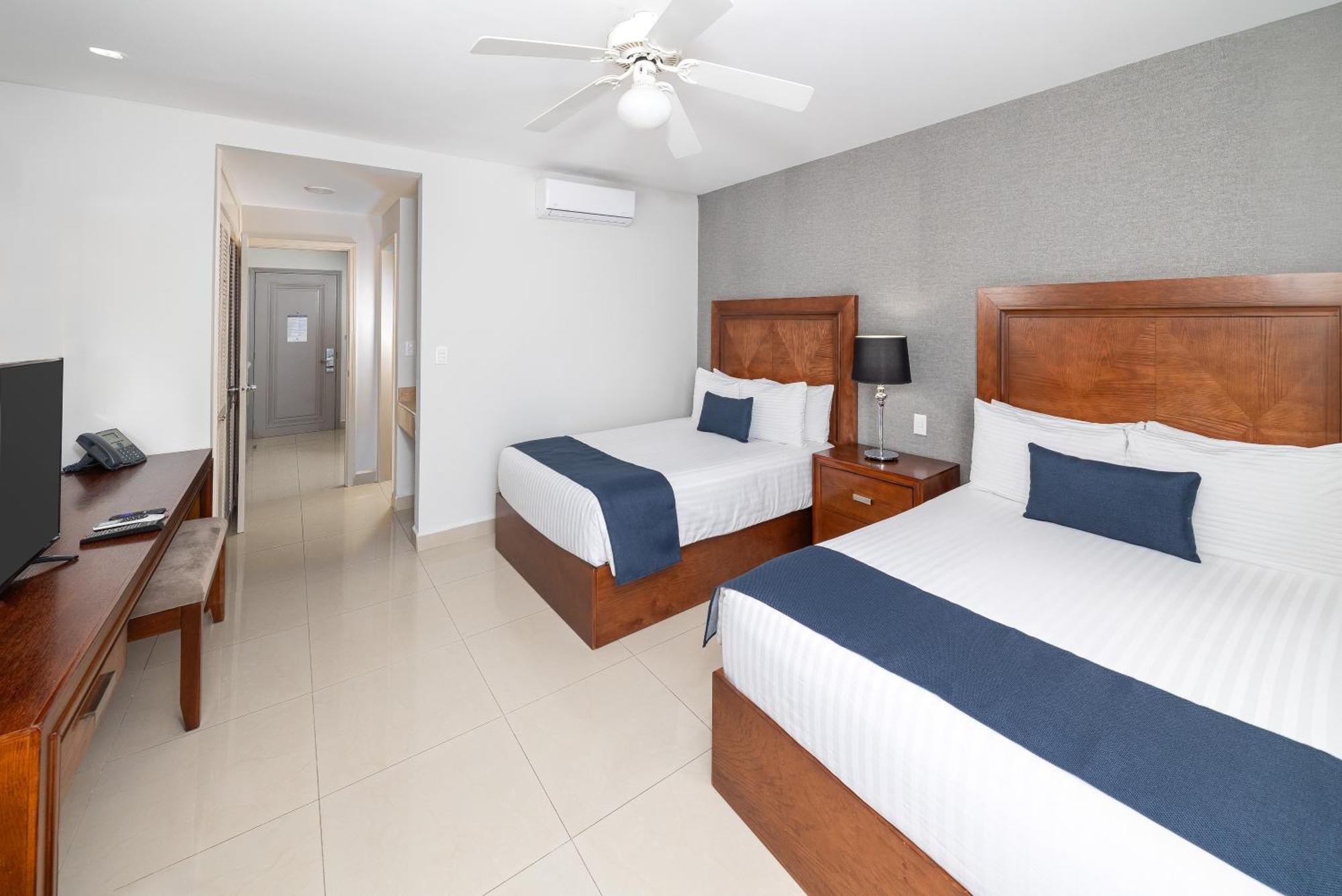 Hotel Suites Mexico Plaza Leon Campestre Exterior foto